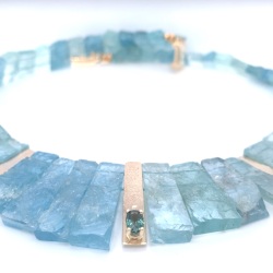 14k Gold Aquamarine and Sapphire Collar