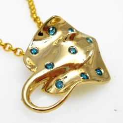 14k Gold Spotted Stingray Pendant with Blue Diamonds